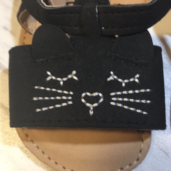 🌻Old navy girl kitty cat sandals. - Picture 2 of 4